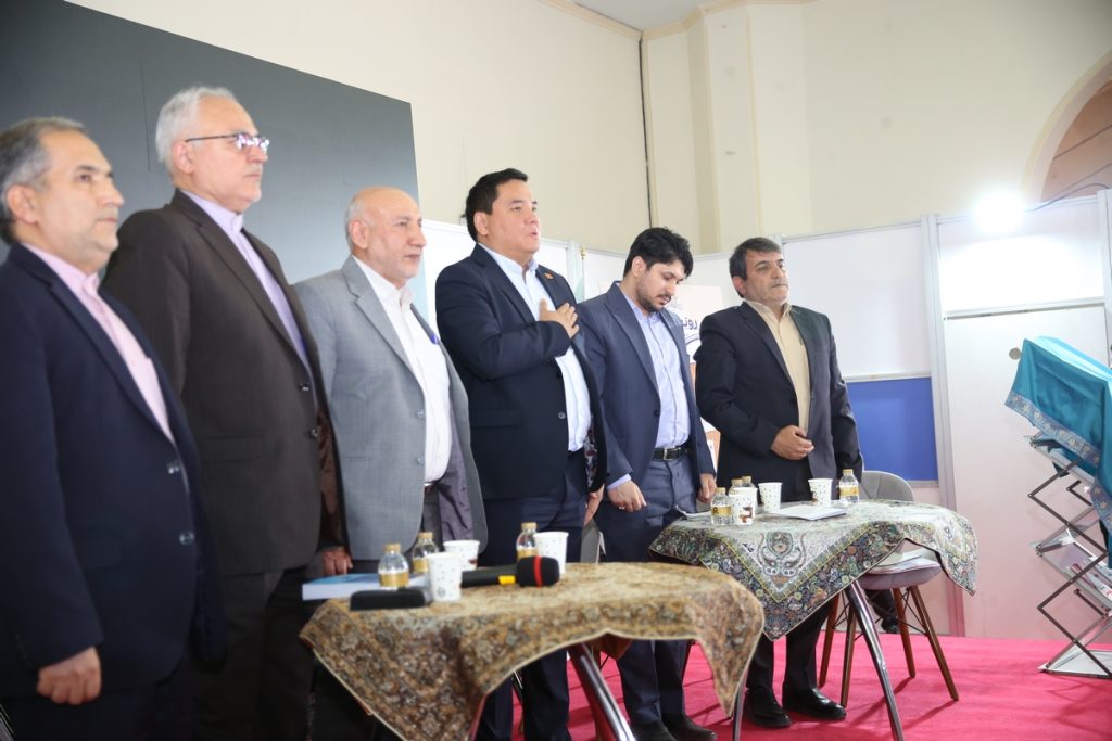 پنج کتاب با محوریت فرهنگ و تاریخ قرقیزستان رونمایی شد