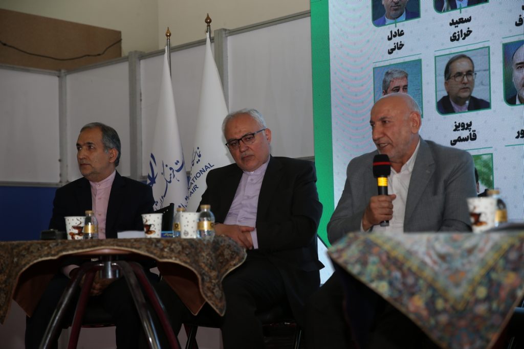 پنج کتاب با محوریت فرهنگ و تاریخ قرقیزستان رونمایی شد
