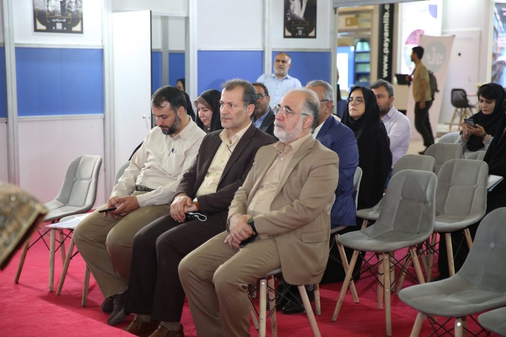 پنج کتاب با محوریت فرهنگ و تاریخ قرقیزستان رونمایی شد